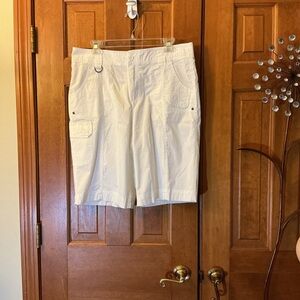 Style & Co.-White Cargo Shorts